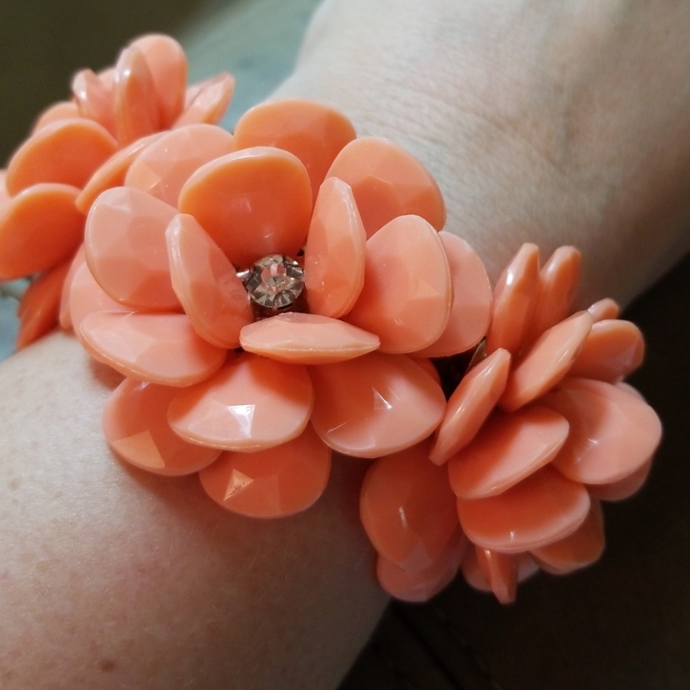 Funky coral Bracelet